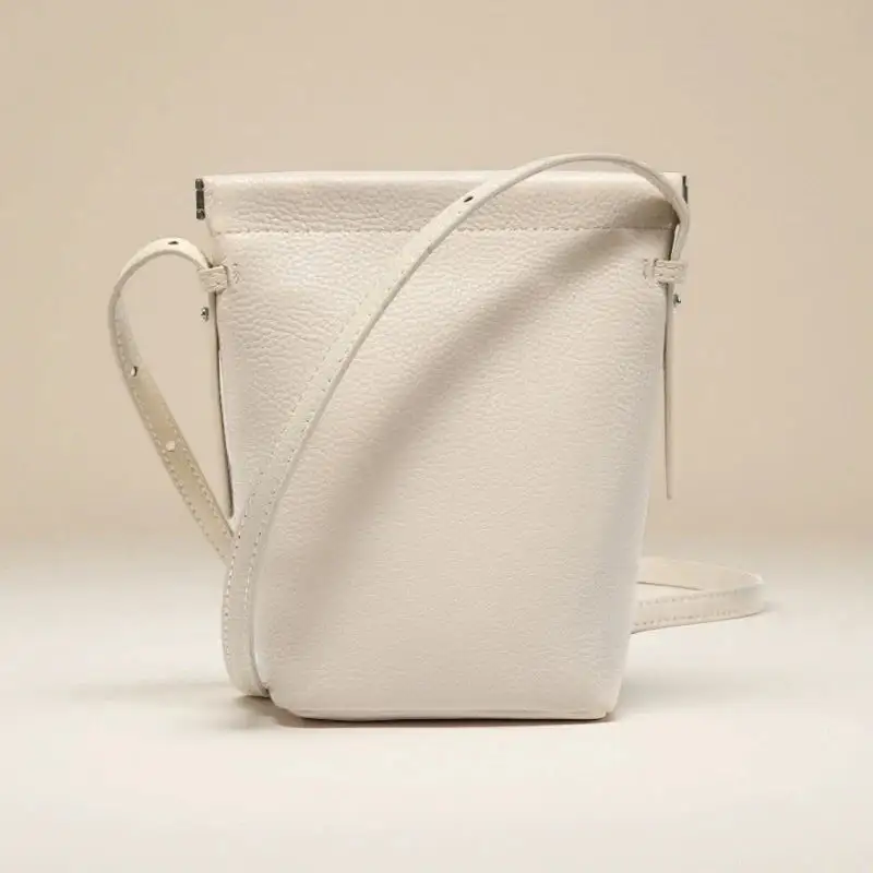 Travel-Ready Leather Phone Crossbody Bag