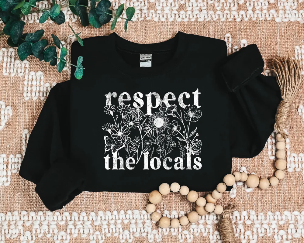 Wildlife Locals Graphic Crewneck Sweatshirt