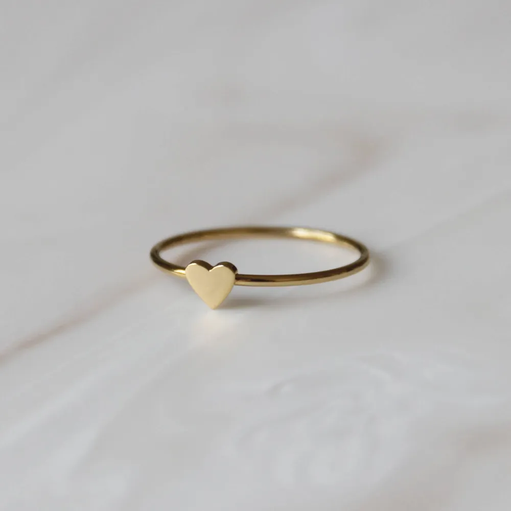 Simple Heart Motif Ring