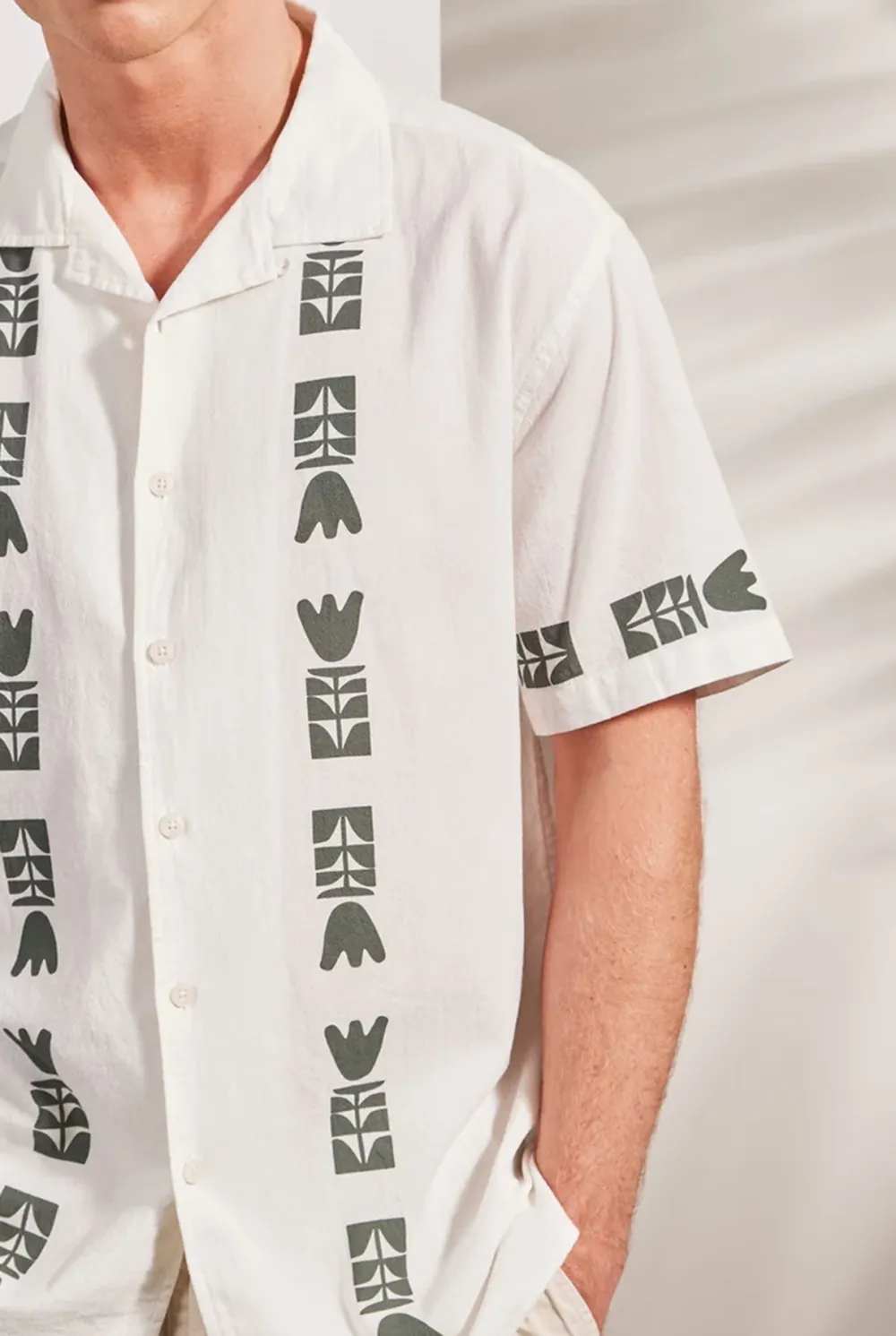 Kemp Short Sleeve Shirt- Navy/white