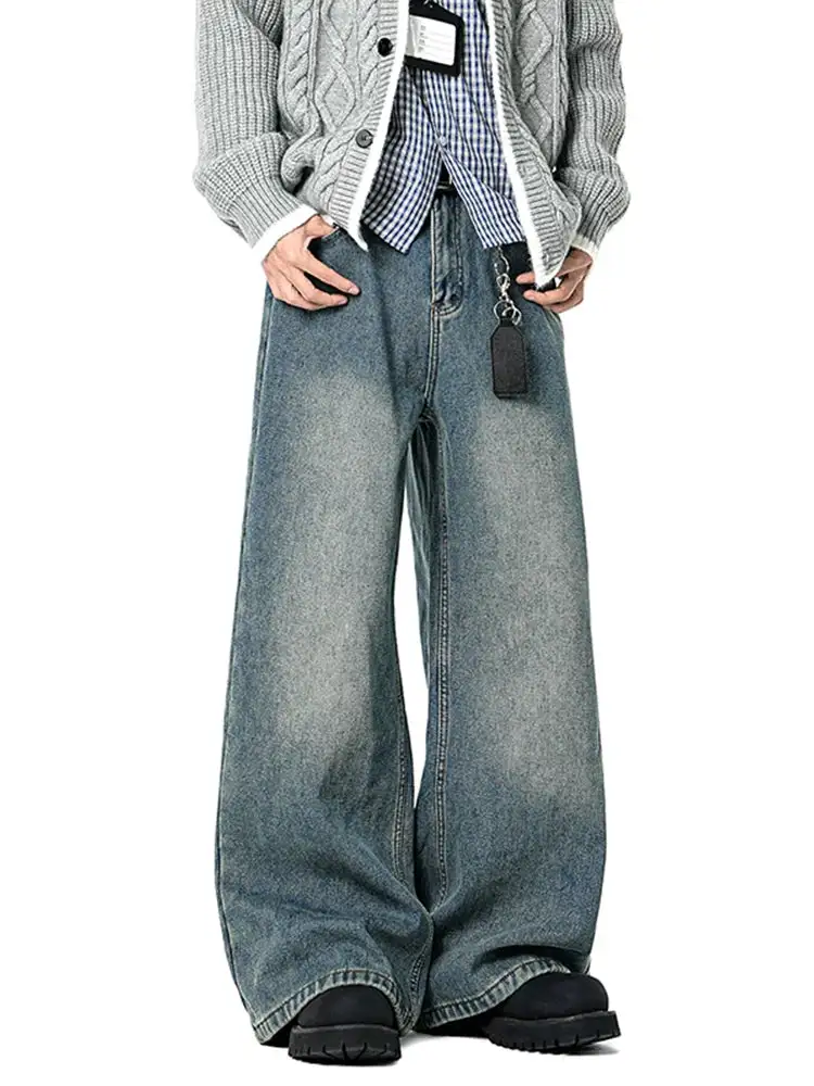 Fade Barrel-Leg Jeans
