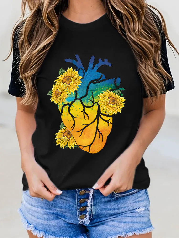 Women's Sunflower Heart Printed Tee