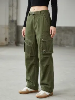 Core Mountain Graphic Multi Pocket Style Women's Multi Pocket Cargo Pants