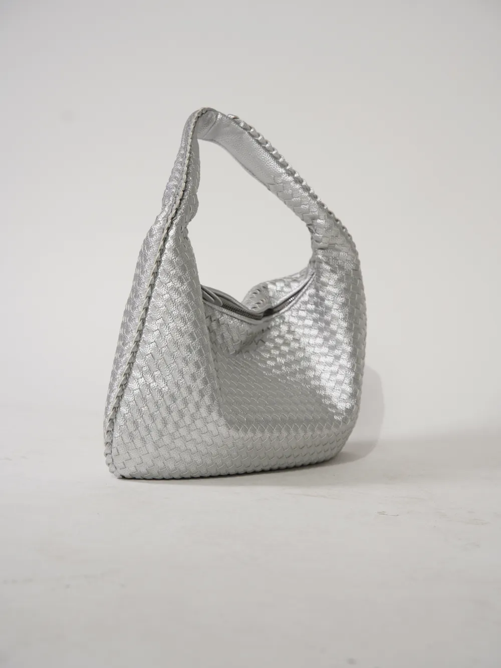 Chain Promenade Shoulder Bag
