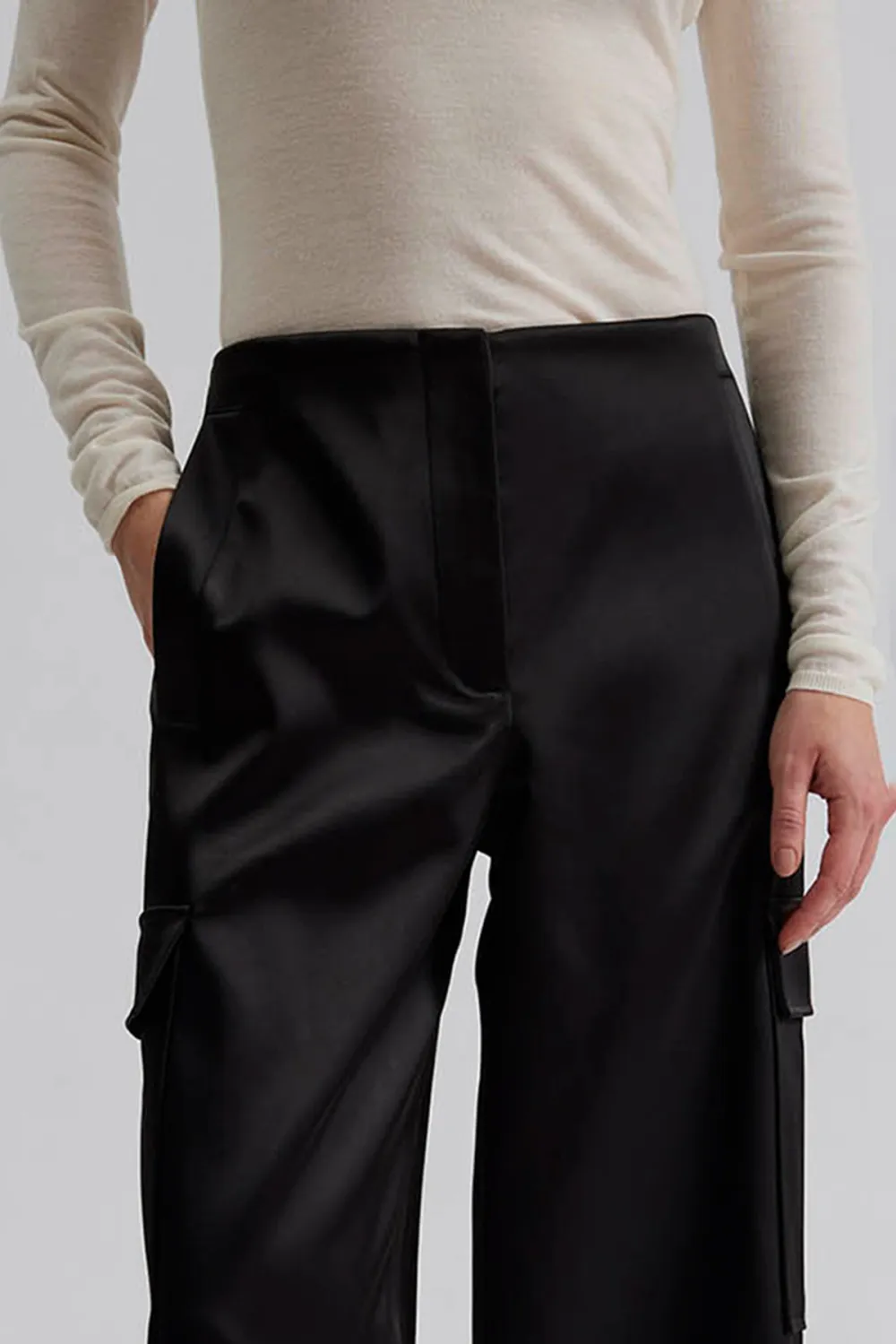 Cargo Pocket Wide Leg Trousers