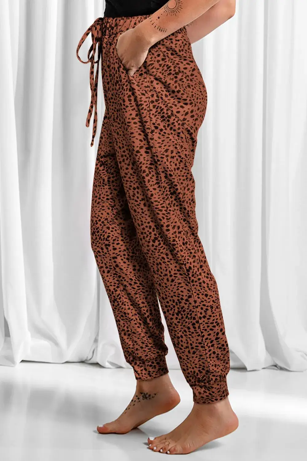 Modern Drawstring Pocket Detail Pants