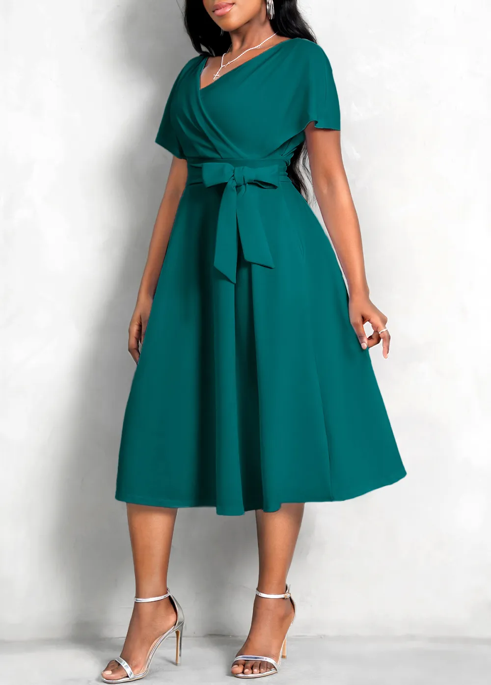 Short Sleeve V Neck Belted Dress