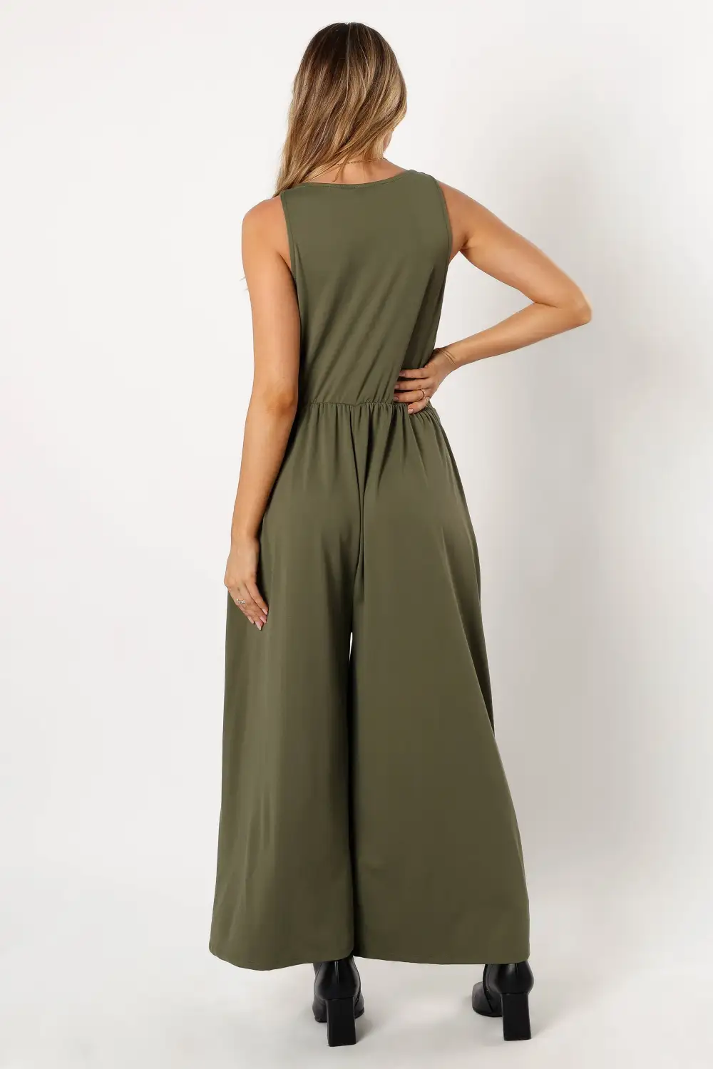 V-Neck Wide-Leg Pocket Sleeveless Maxi Jumpsuit