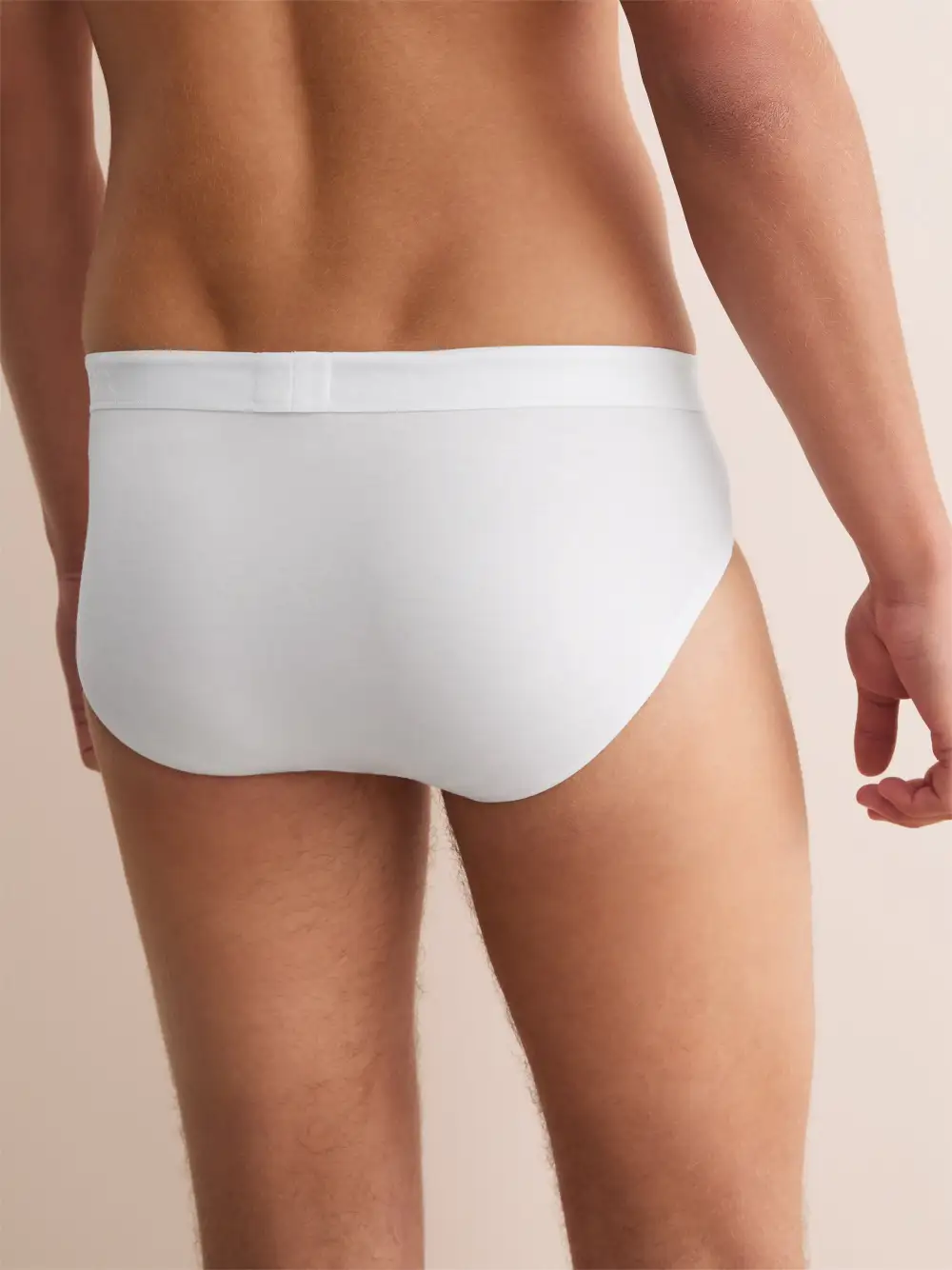 Minimal Modal Briefs