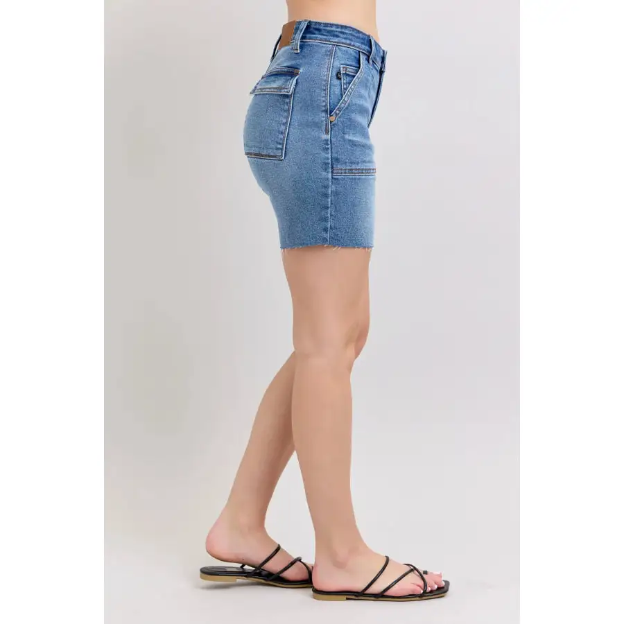 Full Size Mid Rise Bermudas Denim Shorts W Back Flap Pockets Plus Size