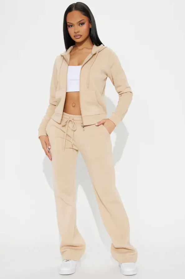 Candace Lounge Set – Sand | Cozy. Chic. Complete.