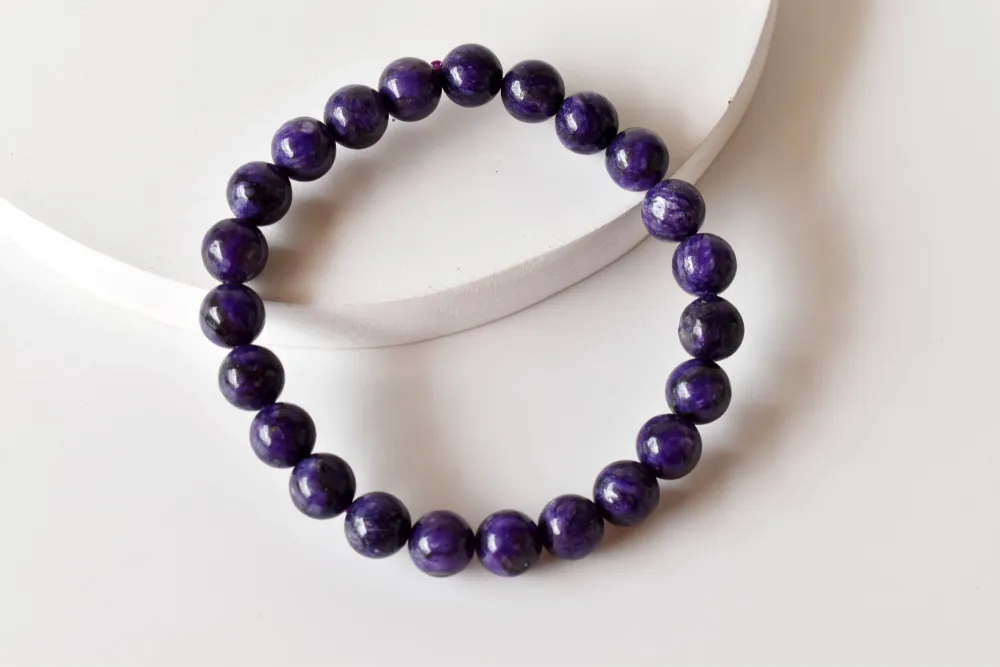 Minimal Charm Bracelet Detail Purple