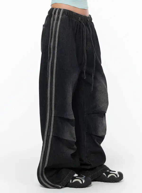 Wide Leg Track Balloon Jeans