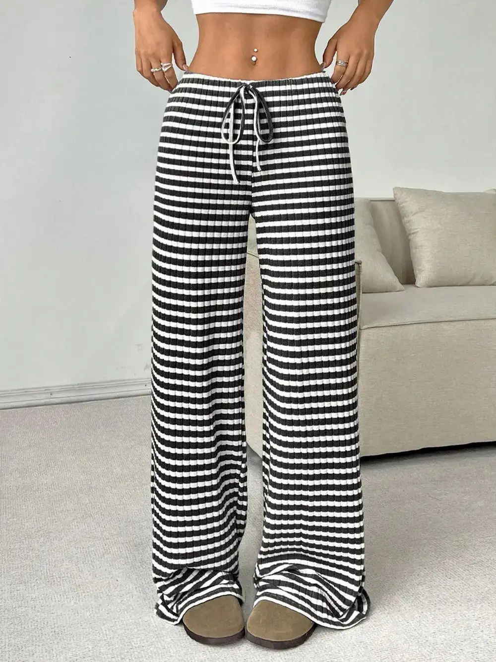 Modern Tie Waist Tie Detail Pants