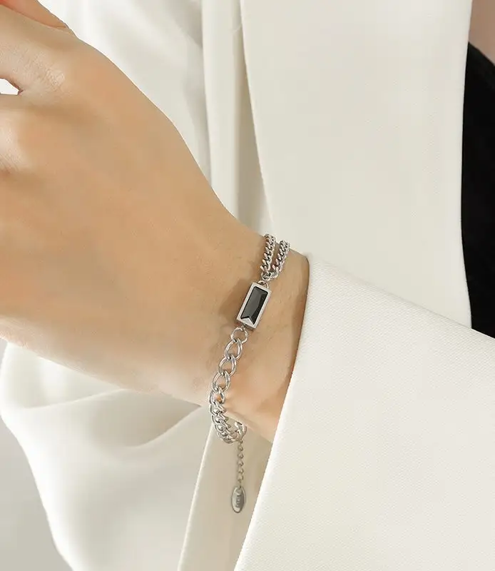 Streamlined Stainless Steel Chain Statement Fashion Bracelet