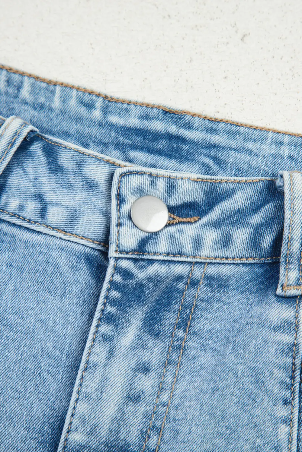 Flower Patched Wash Cropped High Waist Jeans