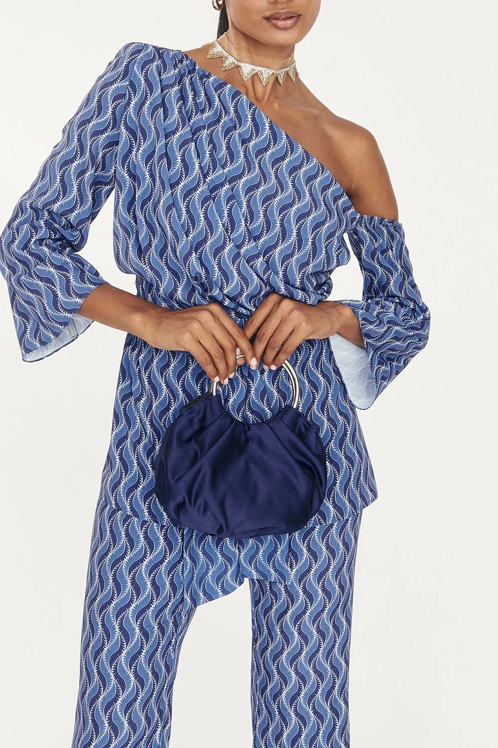 Fashion Design One Shoulder Blouse