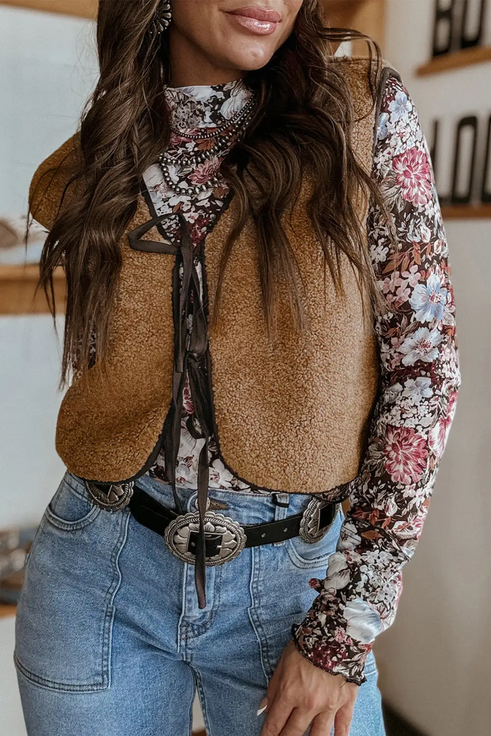 Contrast Trim Tie Front Sherpa Vest