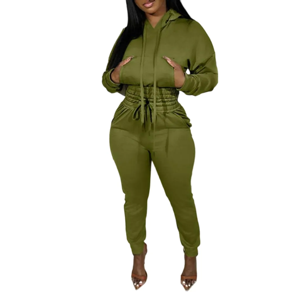 Women's Two-Piece Lounge Set with Hoodie and Shirred Waist Sweatpants Featuring Pocket Design