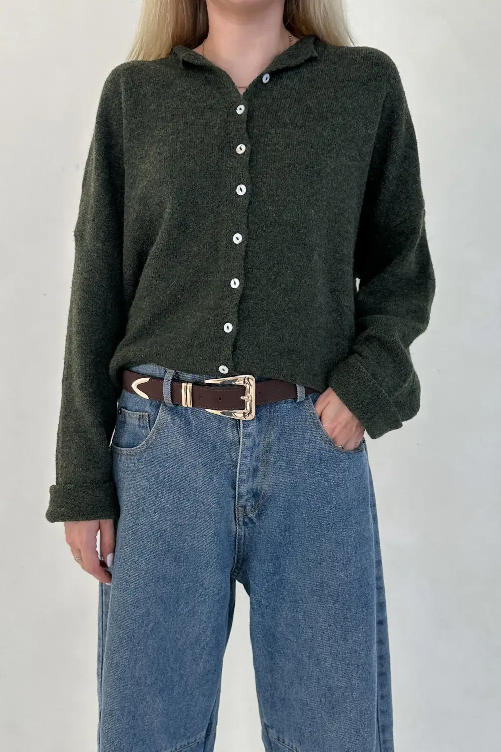 Clean Shape Relaxed Soft Cardigan