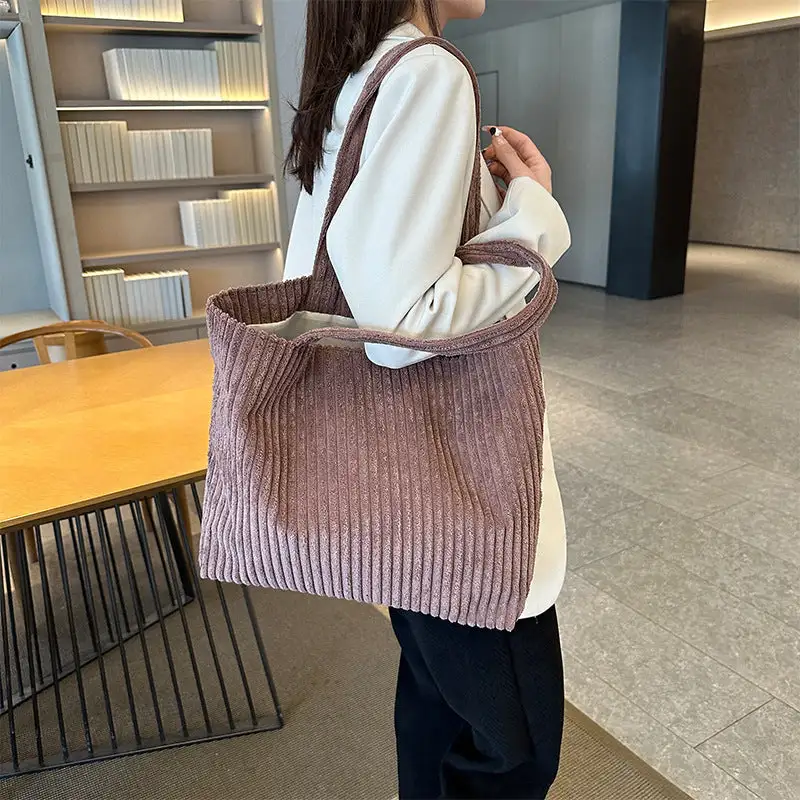 Everyday Compact Shoulder Bgas