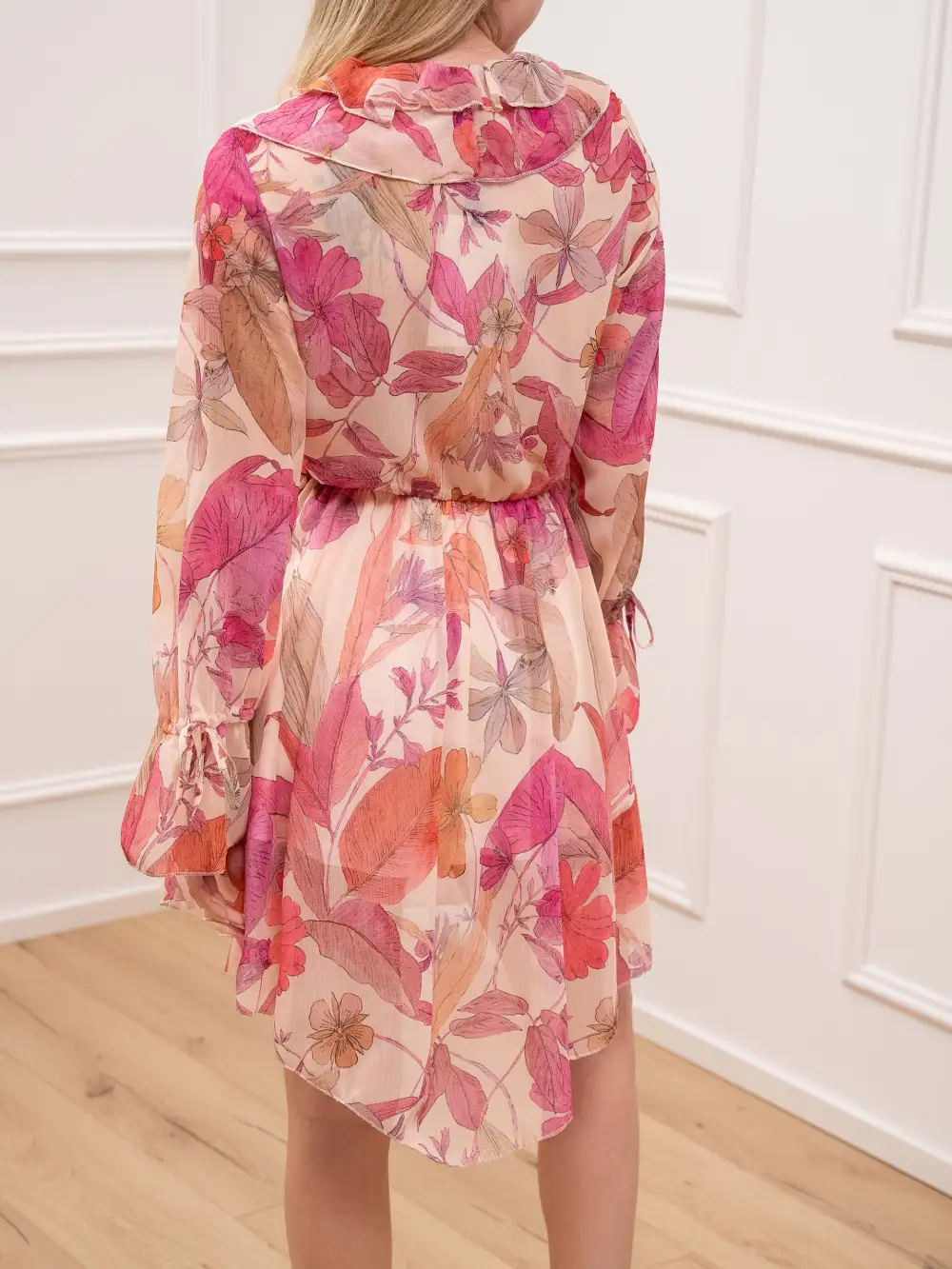 Ruffled V‑Neck Floral Print Long‑Sleeve Dress