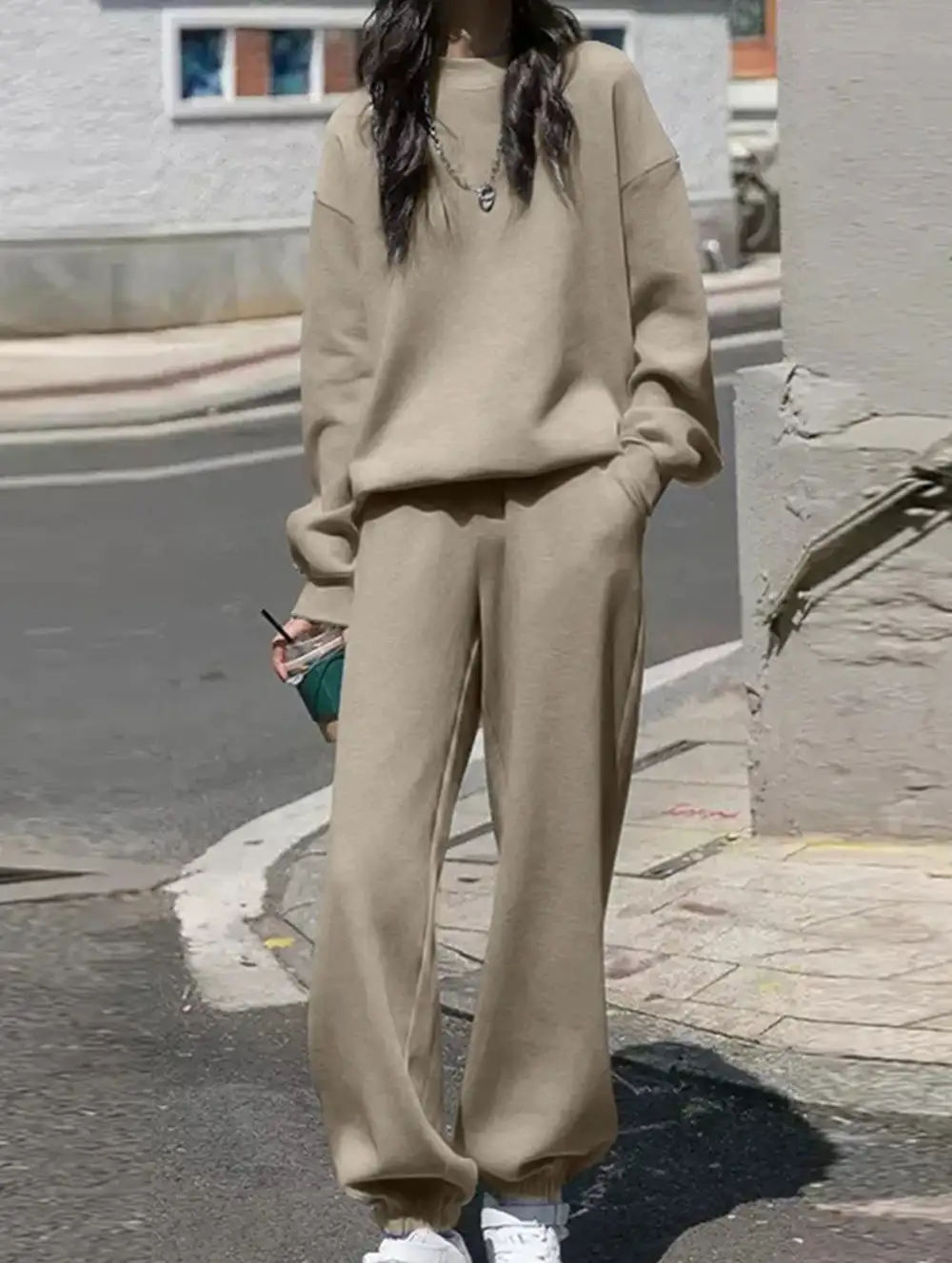 Long-Sleeved Round-Neck Sweatshirt Suit
