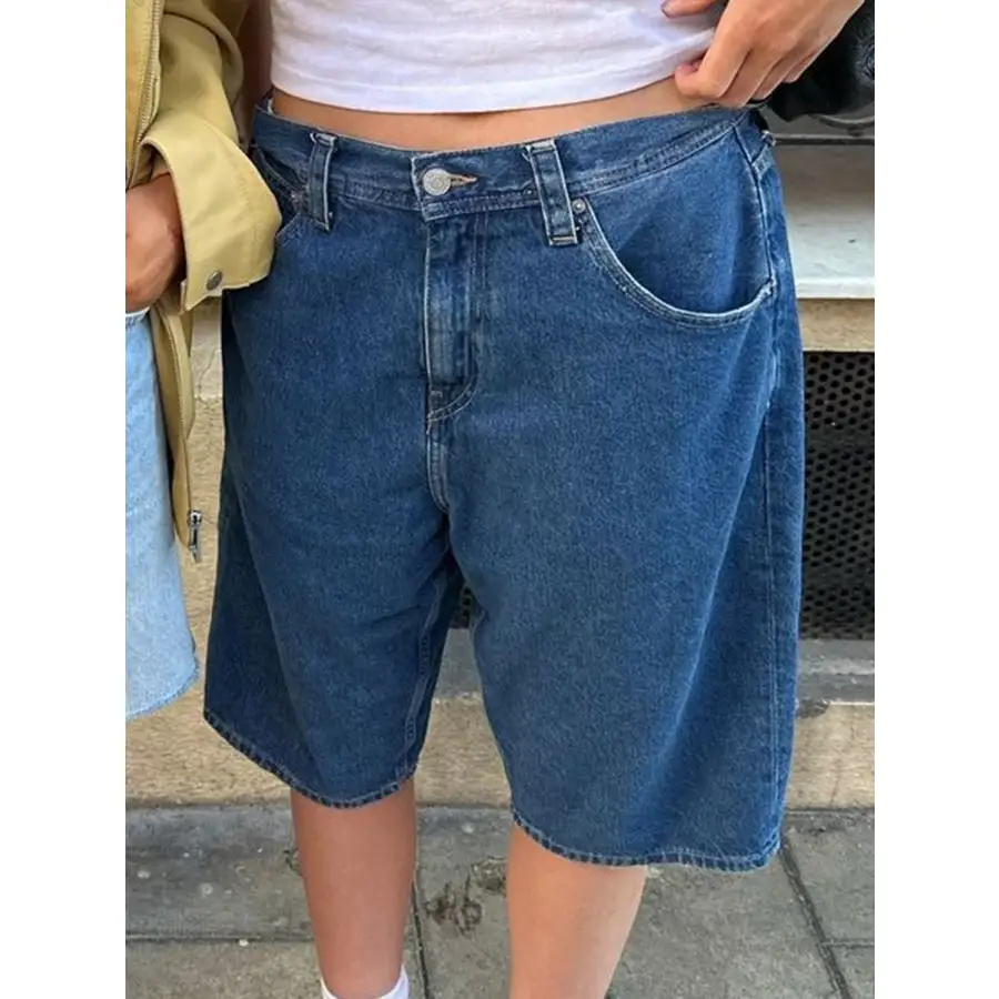 Modern High Waist Denim Shorts with Pockets