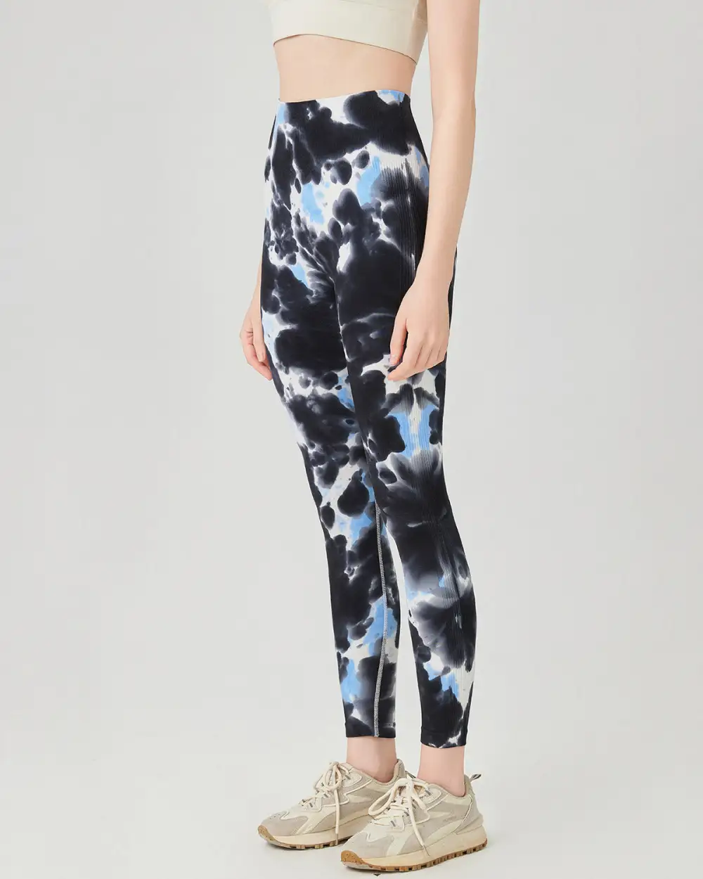 Flow Active Seamless Scrunch Leggings