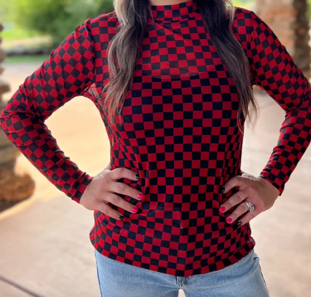 Simple Checkered Mesh Top