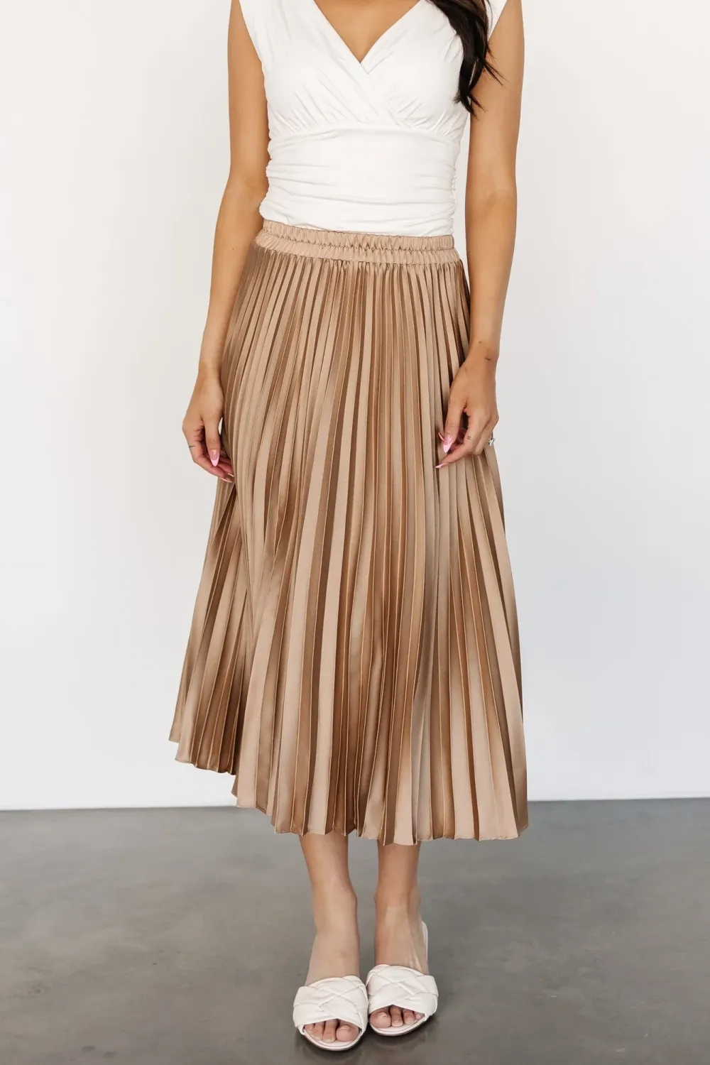 Minimalist Elegant Silk-Like Skirt