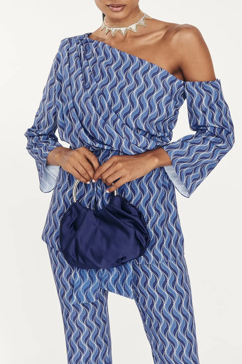 Fashion Design One Shoulder Blouse