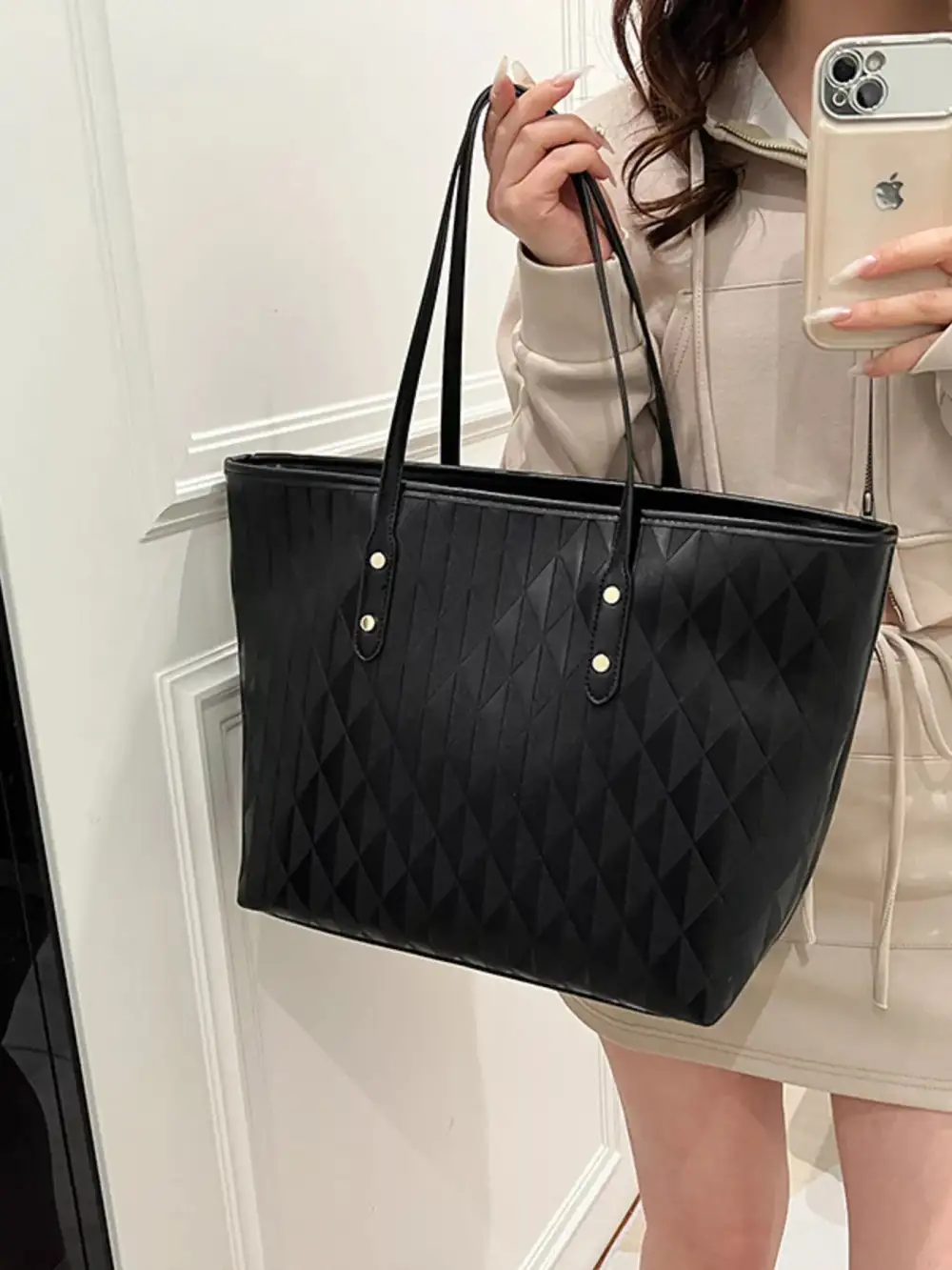Cap Capacity Shoulder Bag