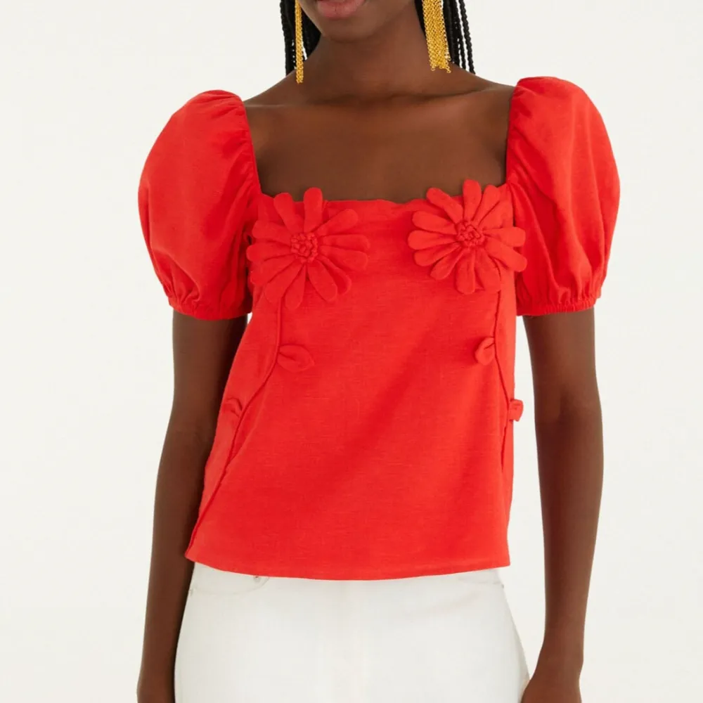 Classic Floral Puff-Sleeve Short-Sleeve Blouse