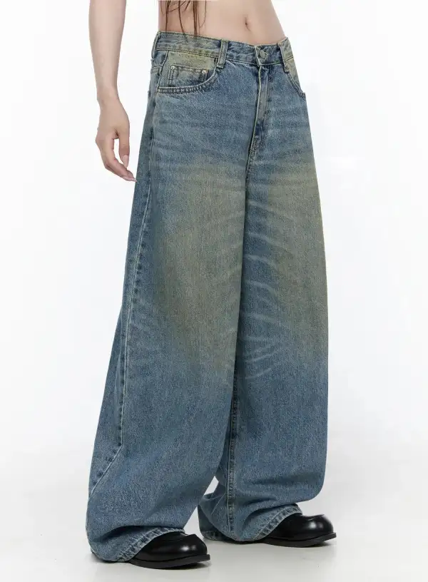 Wide-Fit Washed Wide Leg Jeans