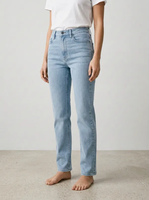 Soft-Look High-Rise Vintage-Wash Women's Straight-Leg Jeans