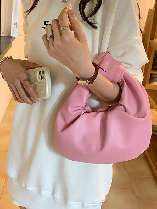 Everyday Modern Shoulder Bag