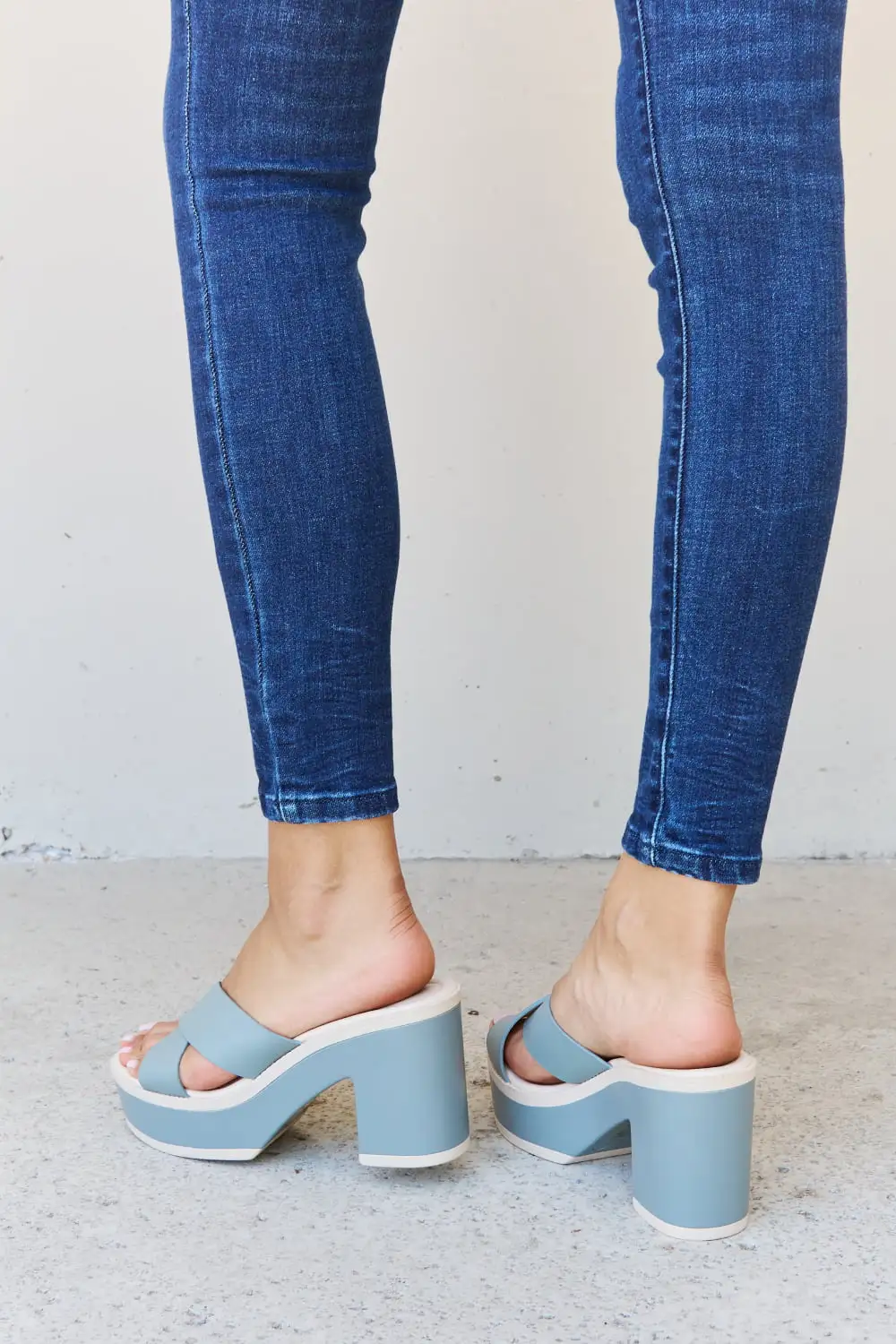 Everyday Platform Weeboo Sandals