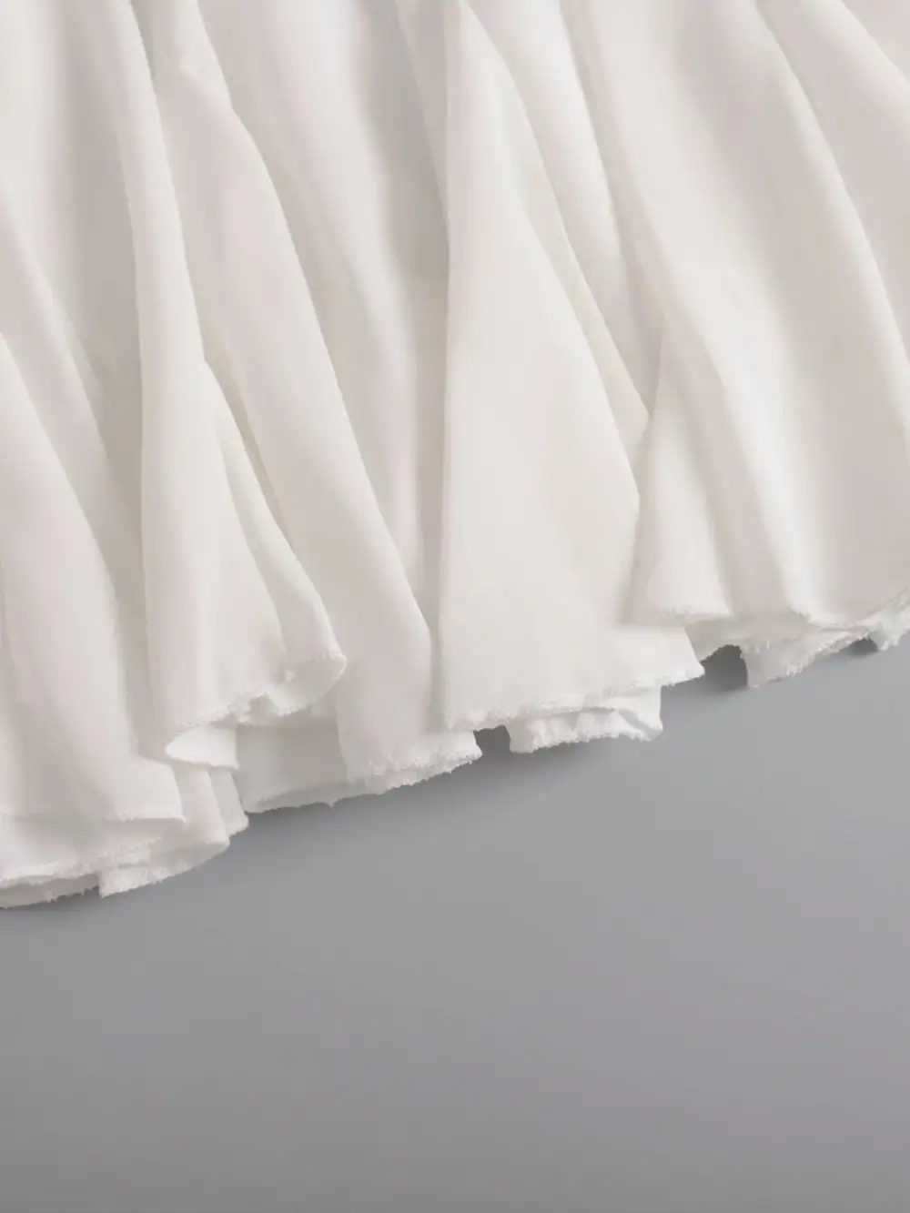 Ruffle Trim Elastic Skirt