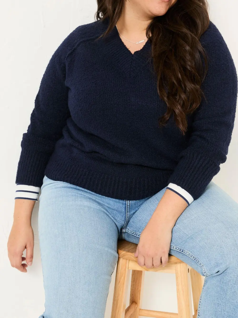 Navy Bonnie Boucle V-Neck Jumper