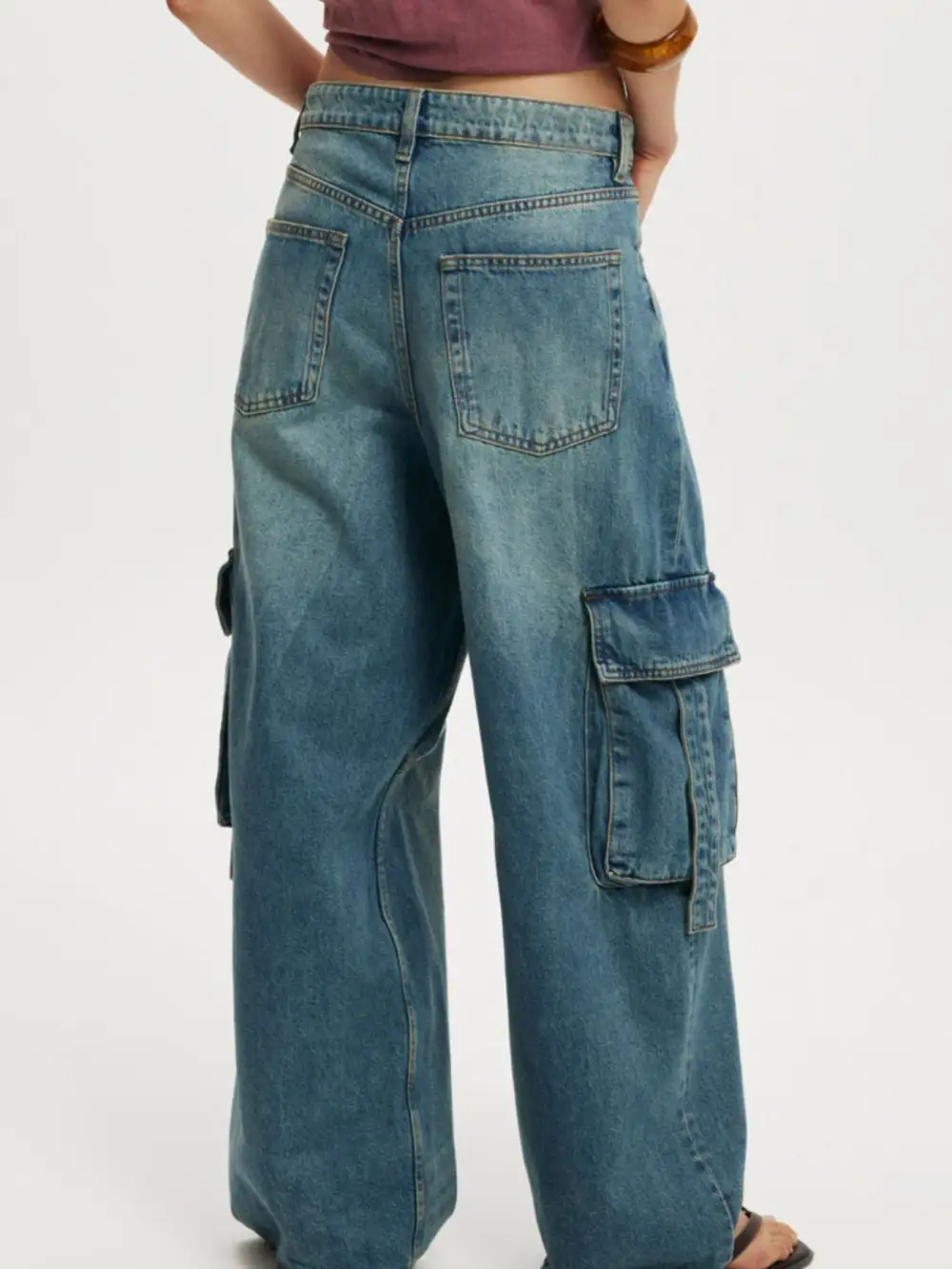 Pocketed Wide Leg Denim Jeans