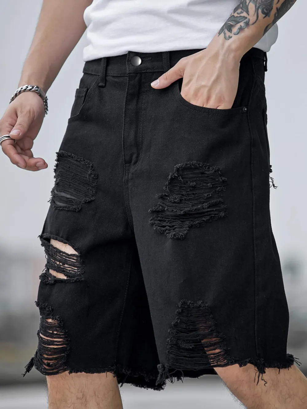 Men's Ripped Denim Shorts In Black