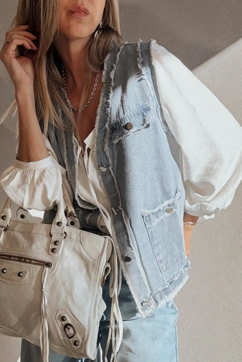 Frayed Edge Flap Pockets Denim Vest