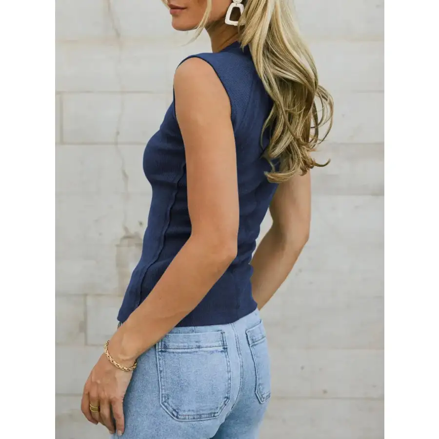 Simple Round Neck T-shirt