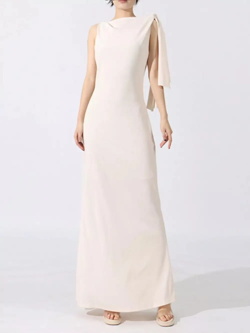 Wearable Cut Sleeveless Maxi Dress