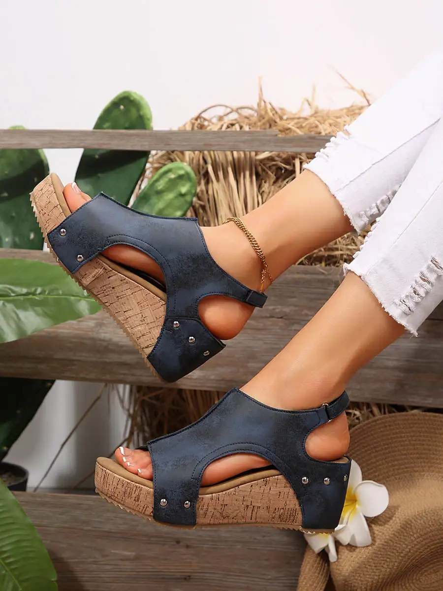 Cutout Peep-Toe Flat Sandals