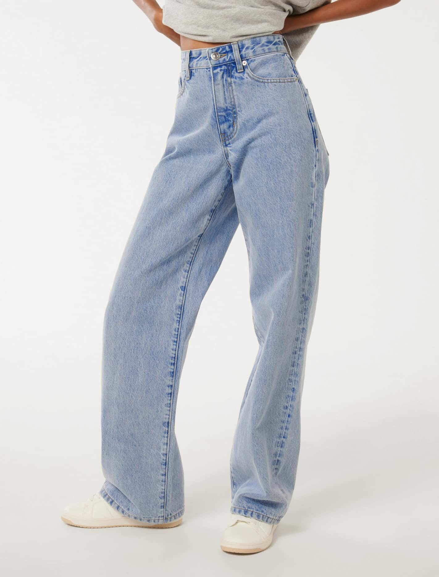 Petite Straight-Leg Jeans