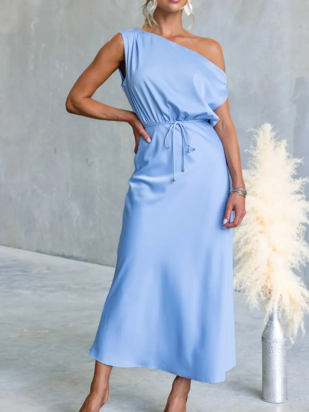 Shoulder Midi Dress