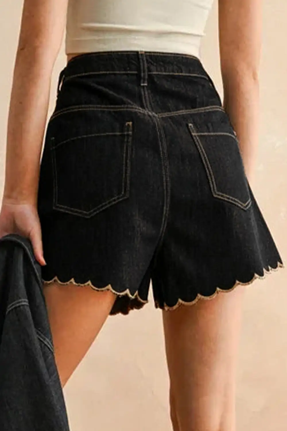 Buttoned Scalloped Hem Denim Shorts