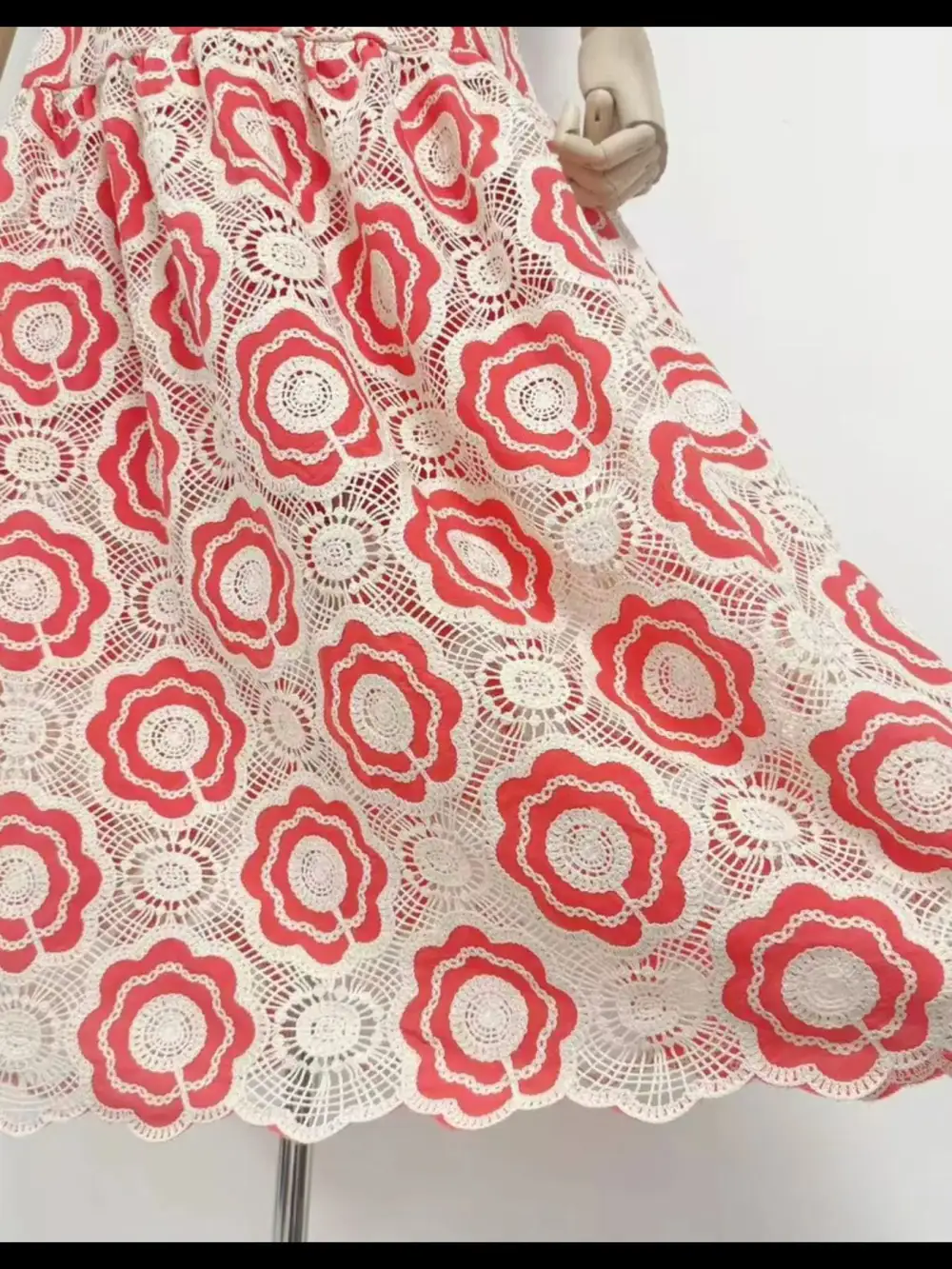 Lace Tiered Sleeveless Midi Dress